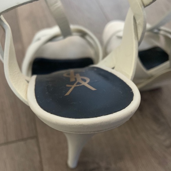 Authentic Yves Saint Laurent Tribute Stilettos - Picture 5 of 11